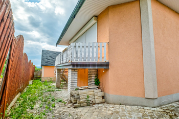 Prodej domu 330 m², Cheznovice