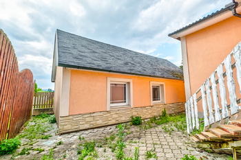 Prodej domu 330 m², Cheznovice