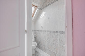 Prodej domu 330 m², Cheznovice