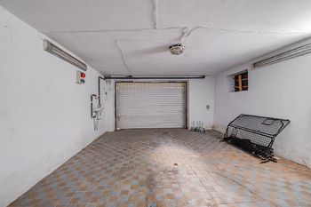 Prodej domu 330 m², Cheznovice