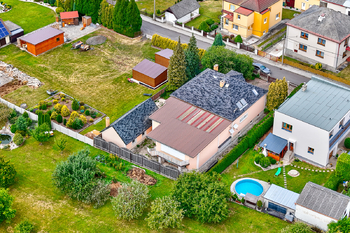Prodej domu 330 m², Cheznovice