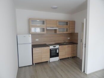 Kuchyňská linka - Pronájem bytu 1+kk v osobním vlastnictví 26 m², Rakovník