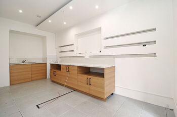 Pronájem obchodních prostor 27 m², Praha 3 - Vinohrady