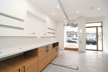 Pronájem obchodních prostor 27 m², Praha 3 - Vinohrady