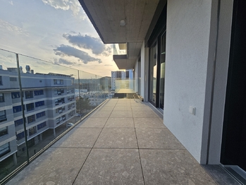 Pronájem bytu 2+kk v osobním vlastnictví 63 m², Praha 4 - Modřany