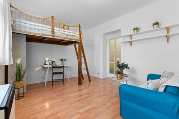 Prodej bytu 1+1 v osobním vlastnictví 32 m², Praha 6 - Vokovice