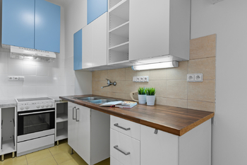 Prodej bytu 1+1 v osobním vlastnictví 32 m², Praha 6 - Vokovice