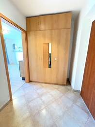 Předsíň - Pronájem bytu 2+kk v osobním vlastnictví 60 m², Praha 6 - Suchdol