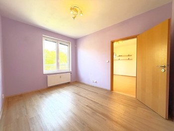 2. pokoj - Pronájem bytu 2+kk v osobním vlastnictví 60 m², Praha 6 - Suchdol