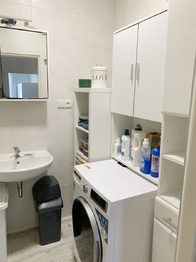 koupelna - Prodej bytu 3+kk v osobním vlastnictví 120 m², Mšecké Žehrovice