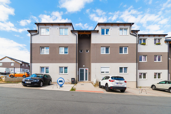 Pronájem nového bytu 3+kk, Vochov_Michal Bláha Reality - Pronájem bytu 3+kk v osobním vlastnictví 77 m², Vochov