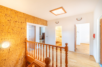 Pronájem domu 226 m², Praha 10 - Štěrboholy