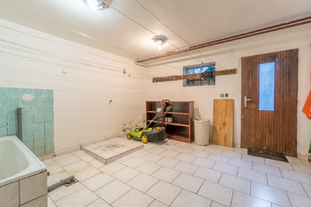 Pronájem domu 226 m², Praha 10 - Štěrboholy