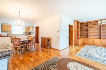 Pronájem domu 226 m², Praha 10 - Štěrboholy