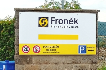 musíme zahnout před Froňkem  - Prodej pozemku 1516 m², Rakovník