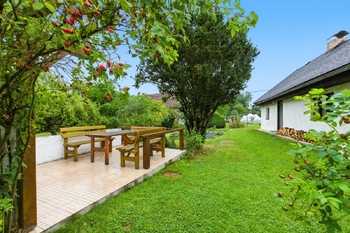 Venkovní posezení - Prodej chaty / chalupy 108 m², Strašice