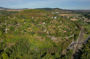 Prodej pozemku 3827 m², Křešice