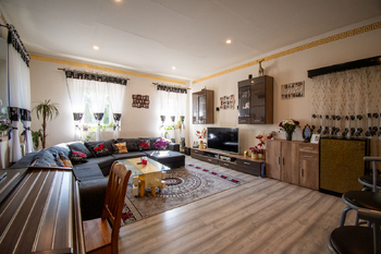 Prodej domu 288 m², Úštěk