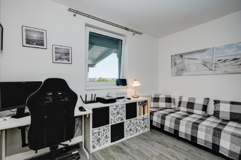 Pokoj - Prodej domu 117 m², Hvozdec