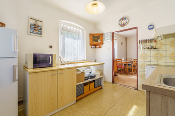 Pronájem domu 100 m², Šabina