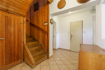 Pronájem domu 100 m², Šabina