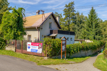 Pronájem domu 100 m², Šabina