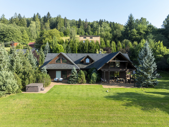 Prodej domu 490 m², Nýdek