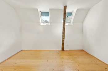 Prodej ubytovacího zařízení 1245 m², Lešany