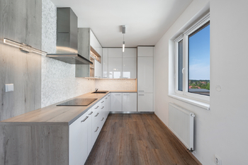 Kuchyň - Prodej bytu 3+kk v osobním vlastnictví 82 m², Praha 5 - Sobín