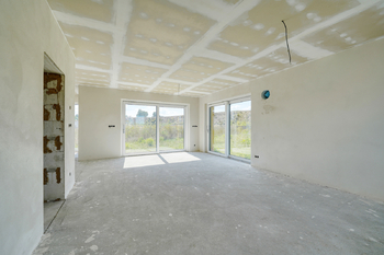 Prodej domu 153 m², Lužany