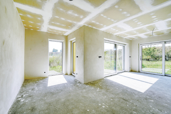 Prodej domu 153 m², Lužany