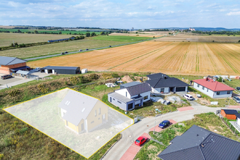 Prodej domu 153 m², Lužany
