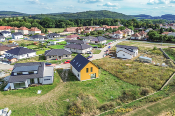 Prodej domu 153 m², Lužany