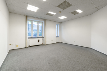 Pronájem kancelářských prostor 82 m², Praha 4 - Nusle