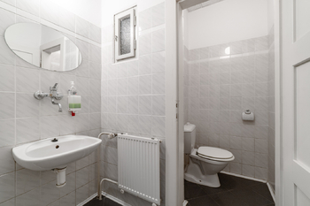 Pronájem kancelářských prostor 82 m², Praha 4 - Nusle