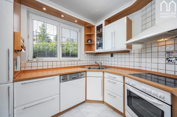 Prodej domu 208 m², Hlásná Třebaň