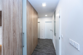 Pronájem bytu 3+kk v osobním vlastnictví 69 m², Praha 10 - Hostivař