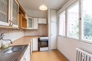 Kuchyně - Pronájem bytu 2+1 v osobním vlastnictví 51 m², Praha 6 - Vokovice
