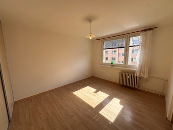 Prodej bytu 1+1 v družstevním vlastnictví 35 m², Bystřany