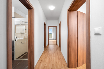 chodba - Prodej bytu 3+kk v osobním vlastnictví 82 m², České Budějovice