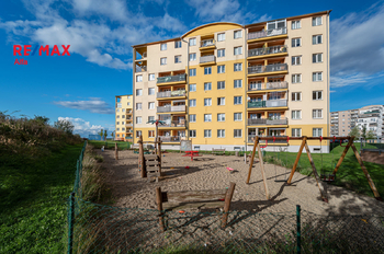 Pronájem bytu 1+kk v osobním vlastnictví 30 m², Klecany
