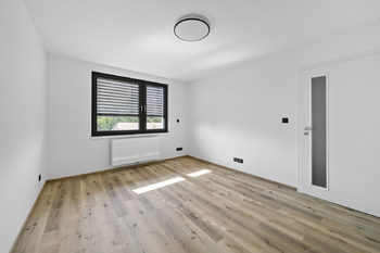 Pokoj 2 - patro - Prodej domu 132 m², Hradec Králové