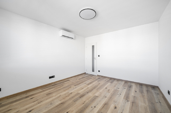 Pokoj 3 - patro - Prodej domu 132 m², Hradec Králové