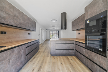 Nová Kuchyň - Prodej domu 132 m², Hradec Králové
