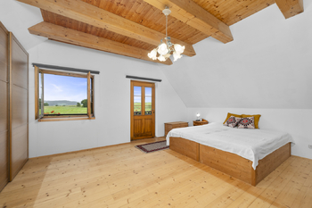 2.P - ložnice s balkonem - Prodej chaty / chalupy 116 m², Horní Dvořiště