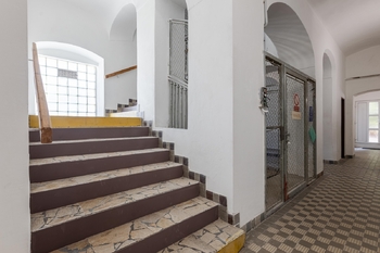 Prodej obchodních prostor 700 m², Zbiroh