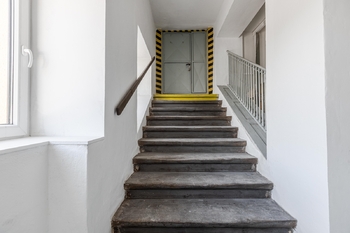 Prodej obchodních prostor 700 m², Zbiroh