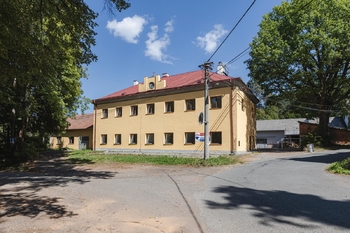 Prodej obchodních prostor 700 m², Zbiroh
