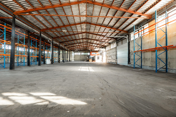 Prodej skladovacích prostor 4159 m², České Budějovice