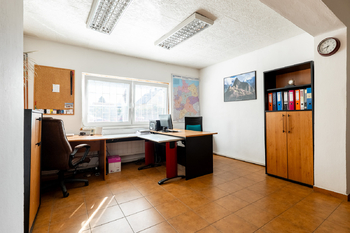 Prodej skladovacích prostor 4159 m², České Budějovice